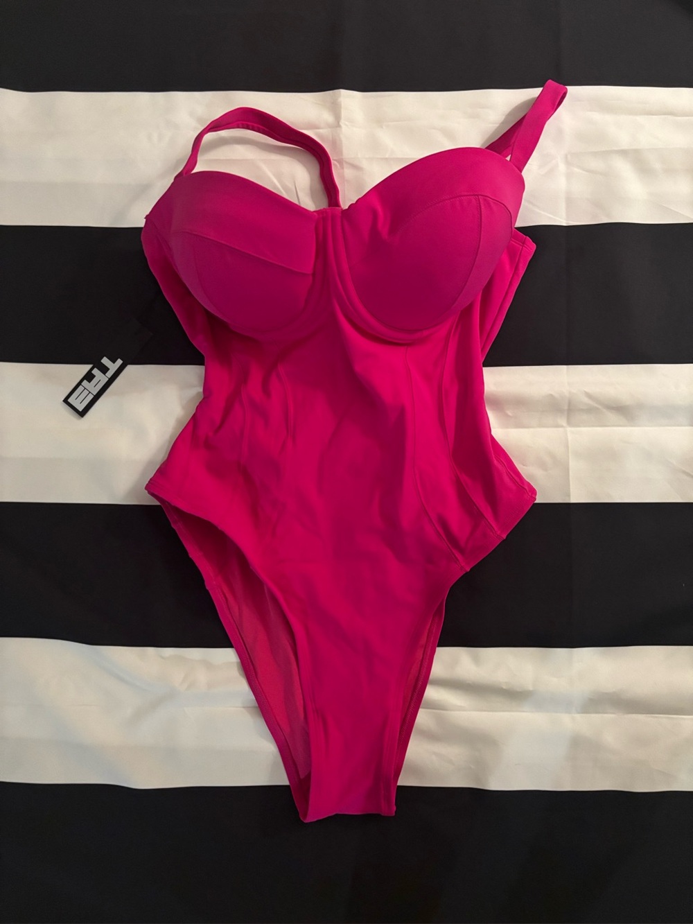 BNWT TA3 High Cut Lushy One Piece SwimSuit Large Regular F/G